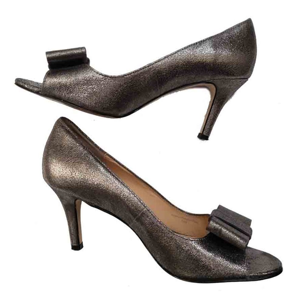 Kate Spade Bow Pumps Shoes Heels Metallic Gray Women's Size 7.5M